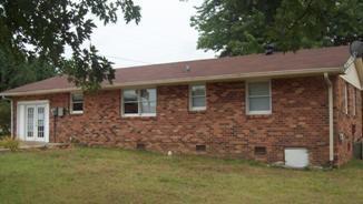 601 Needmore Road Clarksville, TN 37040 - Photo 2 of 19