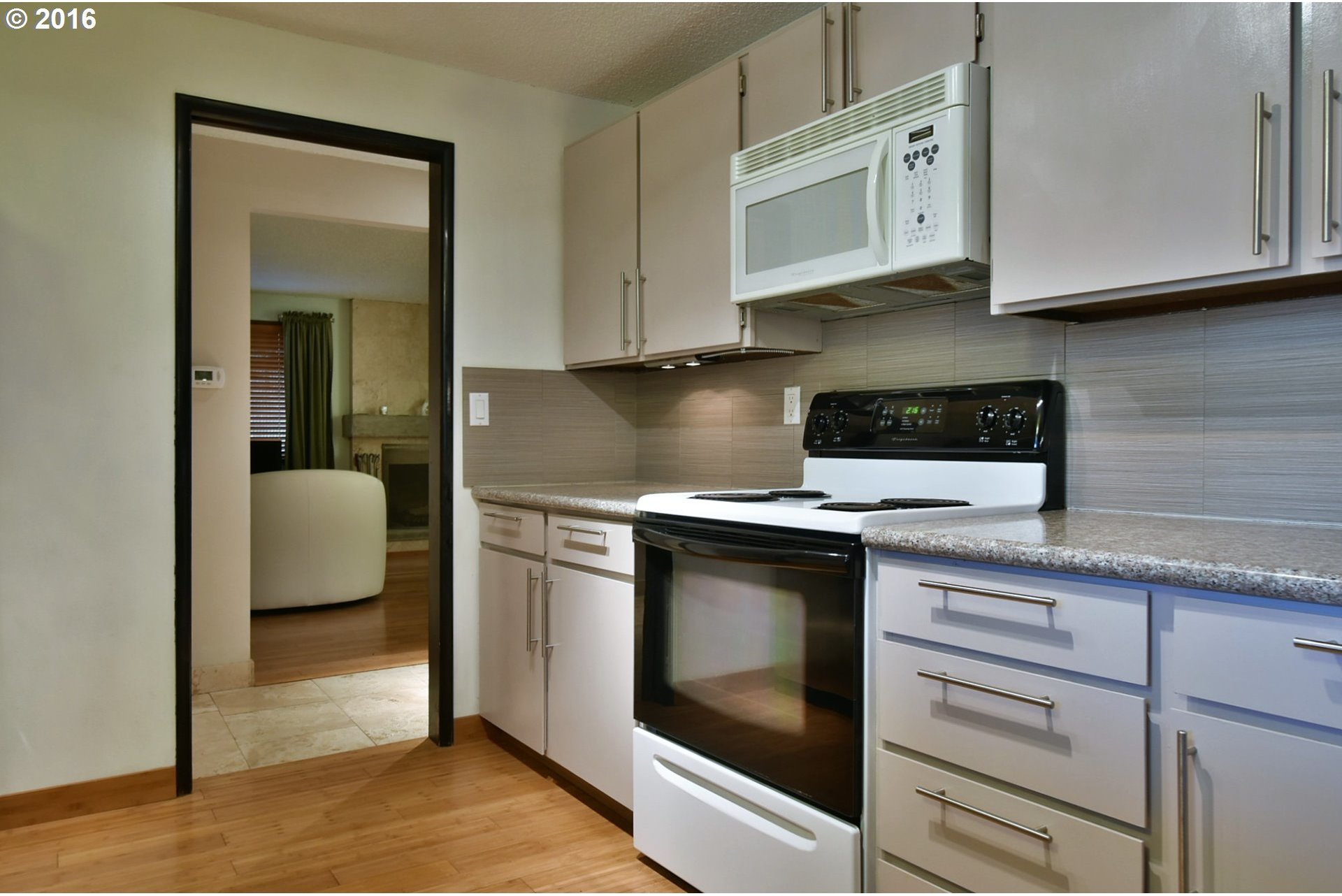 6801 Southwest Taylors Ferry Road Portland, OR 97223 - Photo 20 of 24 Gallery Image 20