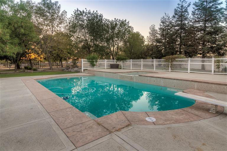 19481 Padron Court Bakersfield, CA 93314 - Photo 17 of 20