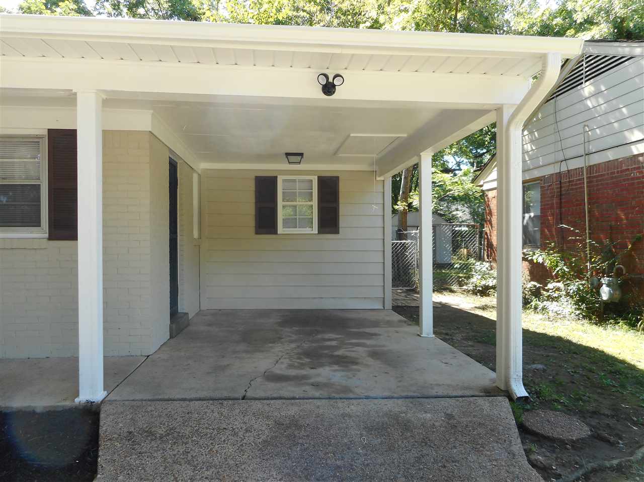 1635 Raymore Road Memphis, TN 38117 - Photo 12 of 15