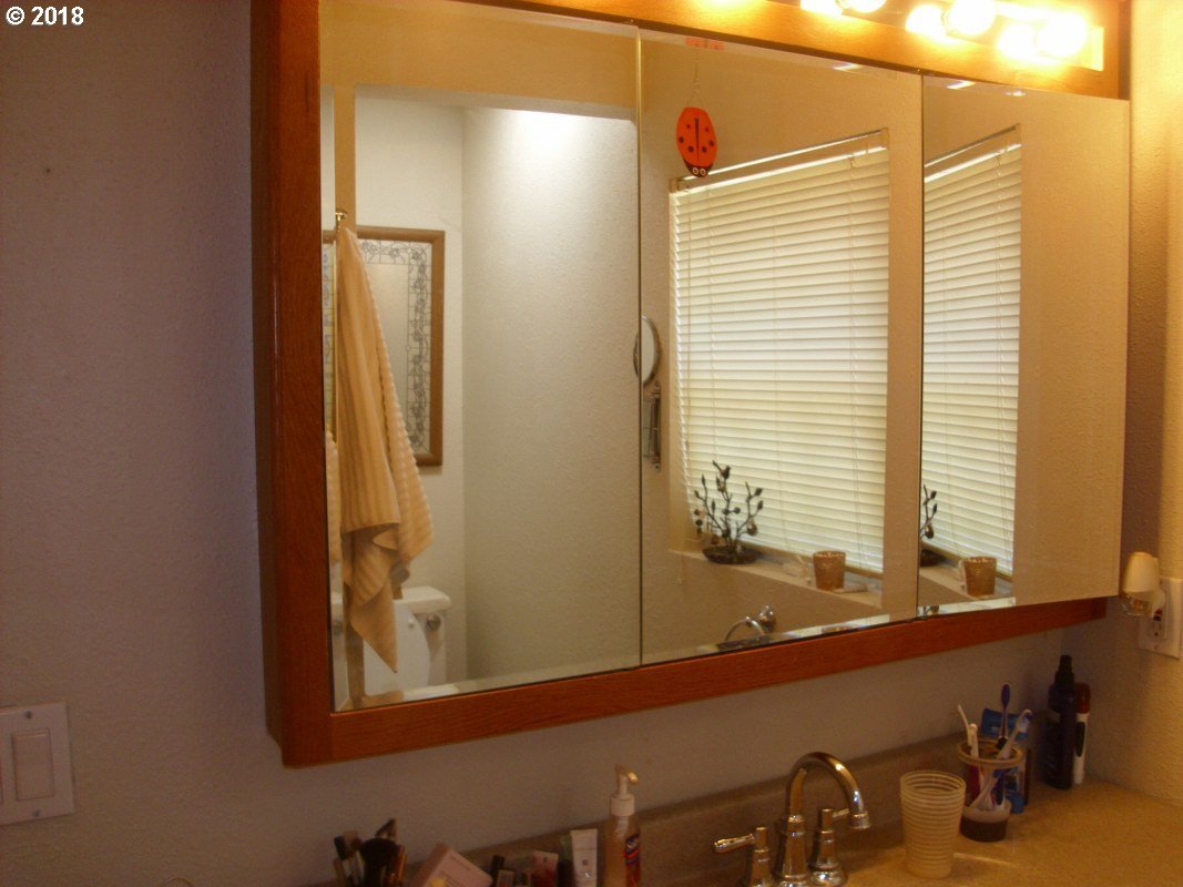 6356 Orchard Heights Road Northwest Salem, OR 97304 - Photo 16 of 27 Gallery Image 16