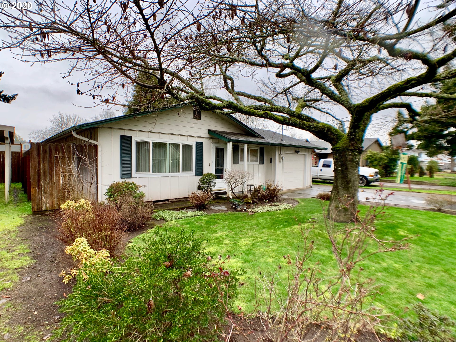 1522 8th Street Springfield, OR 97477 - Photo 1 of 24