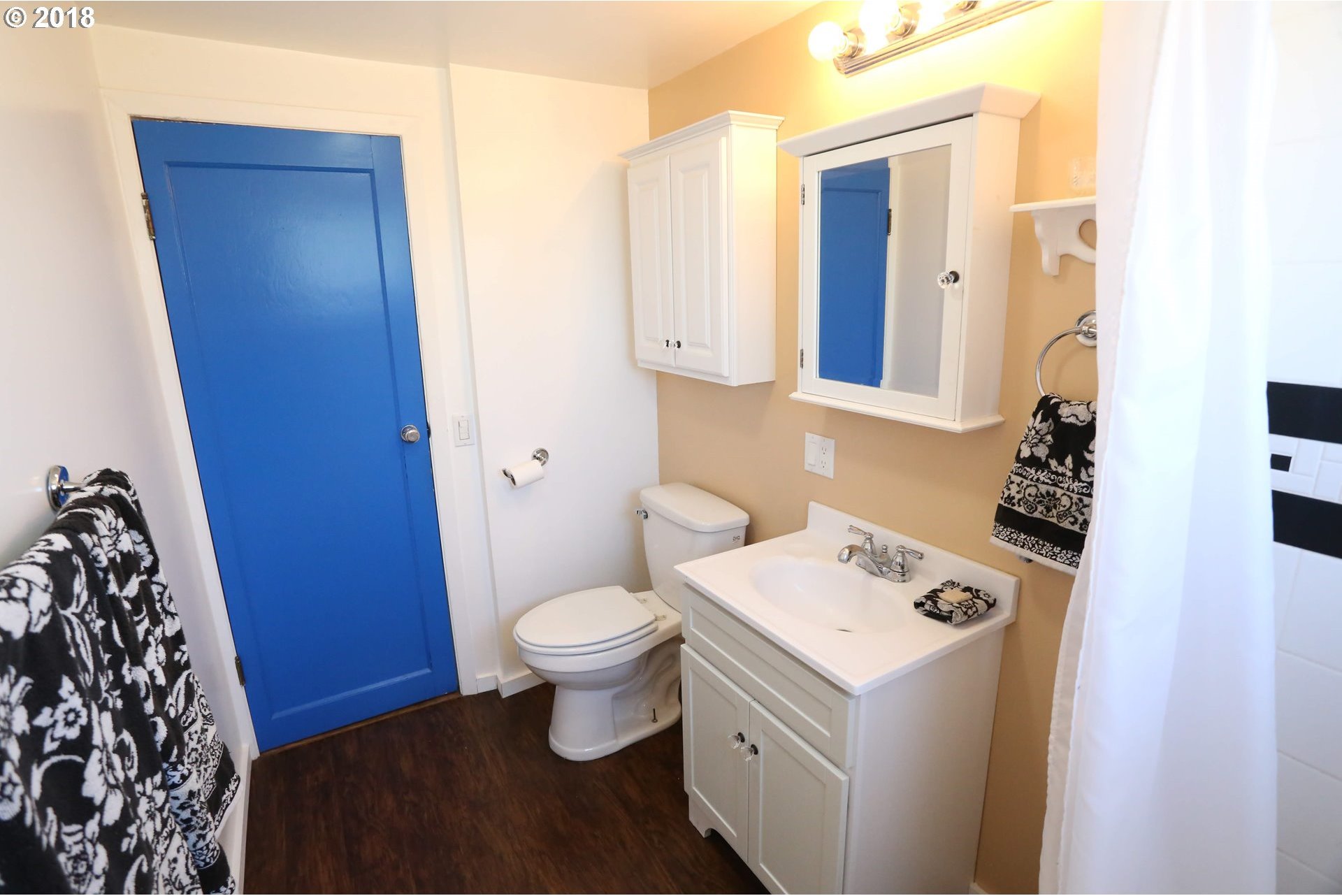 860 West N Street Springfield, OR 97477 - Photo 7 of 18