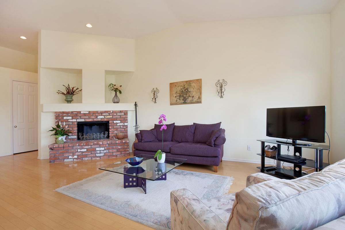 7133 Tatler Road Carlsbad, CA 92011 - Photo 9 of 25