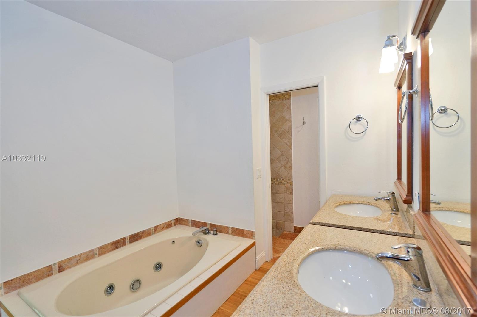 4091 Woodridge Road Miami, FL 33133 - Photo 18 of 29 Gallery Image 18