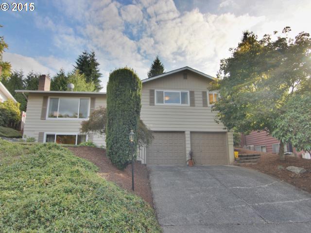 3020 Southwest Ridge Drive Portland, OR 97219 - Photo 1 of 16 Gallery Image 1