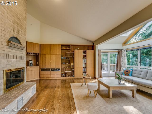 11390 Northwest Reeves Street Portland, OR 97229 - Photo 9 of 16 Gallery Image 9