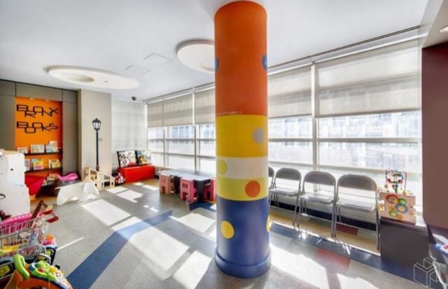 1 Northside Piers, Unit 6G Brooklyn, NY 11249 - Photo 18 of 19