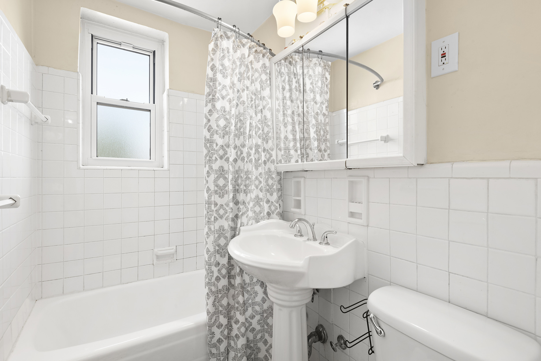 745 East 31st Street, Unit 6K Brooklyn, NY 11210 - Photo 7 of 8