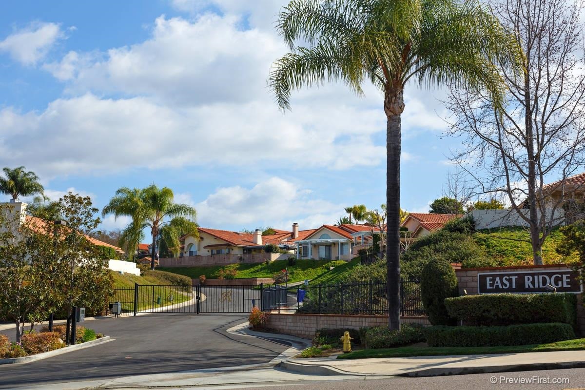 1174 North Crescent Ridge Road Fallbrook, CA 92028 - Photo 2 of 20