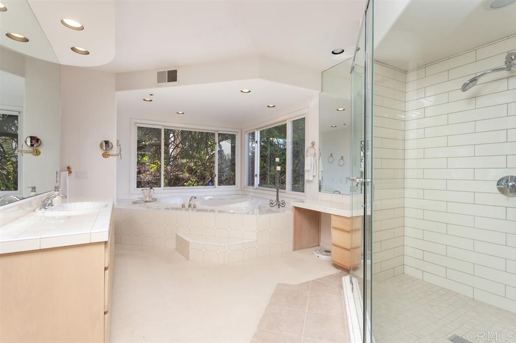 1793 Kings Road Vista, CA 92084 - Photo 16 of 25