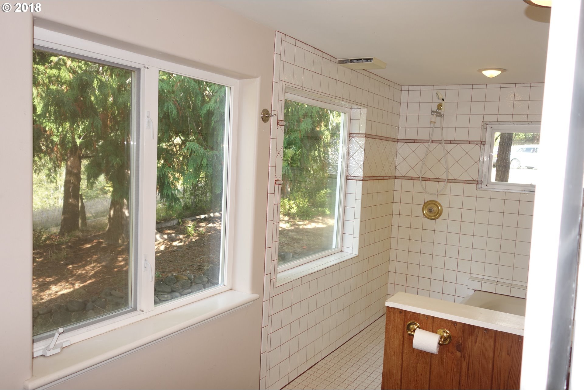 101 Upper Lakeview Rd Road White Salmon, WA 98672 - Photo 23 of 30 Gallery Image 23