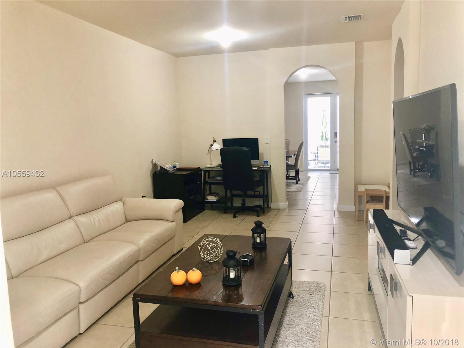 17035 Southwest 96th Street Miami, FL 33196 - Photo 6 of 20