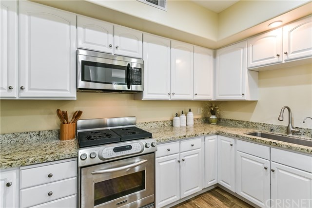 2311 Schader Drive, Unit 101 Santa Monica, CA 90404 - Photo 8 of 17