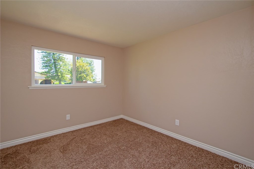 19340 Woodhill Street Rialto, CA 92376 - Photo 25 of 42