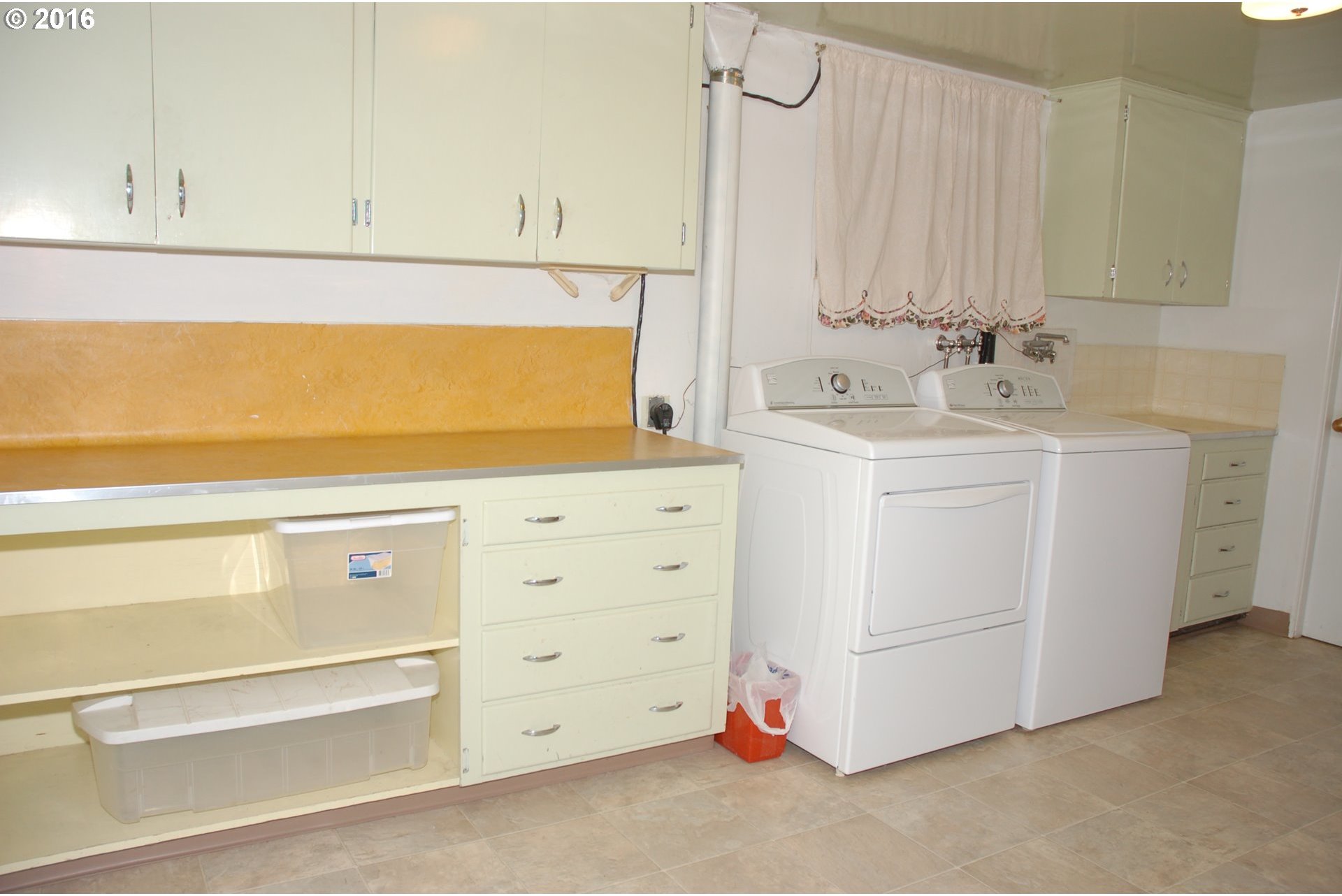 721 Northwest 11th Street Pendleton, OR 97801 - Photo 16 of 27 Gallery Image 16