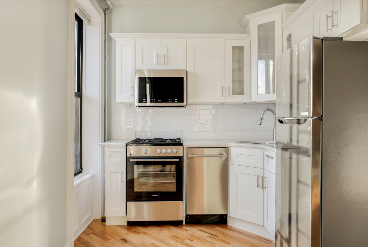 131 4th Place, Unit 3R Brooklyn, NY 11231 - Photo 4 of 8