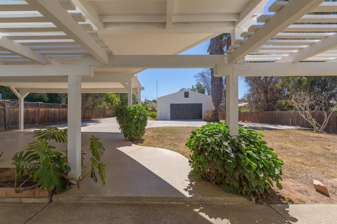 937 McDonald Road Fallbrook, CA 92028 - Photo 5 of 25