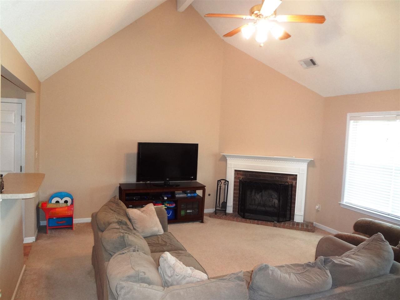 10010 Cameron Ridge Trail Memphis, TN 38016 - Photo 6 of 24 Gallery Image 6
