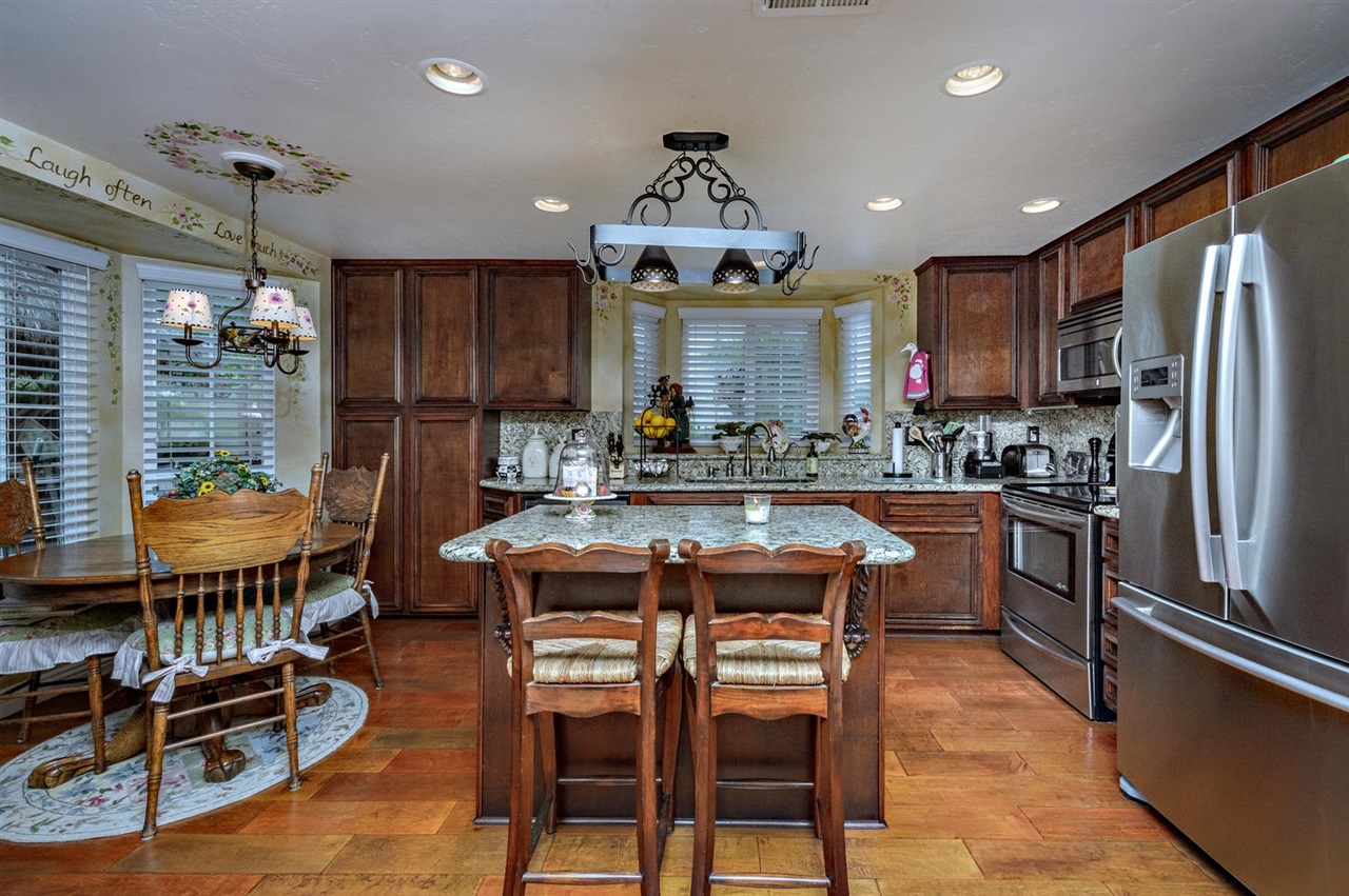 3728 Bennington Court Carlsbad, CA 92010 - Photo 8 of 21