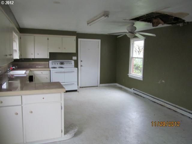 3128 Field Street Longview, WA 98632 - Photo 6 of 12 Gallery Image 6