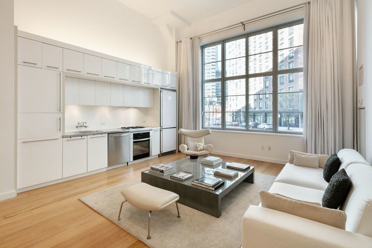 27-28 Thomson Avenue, Unit 250 Queens, NY 11101 - Photo 2 of 15