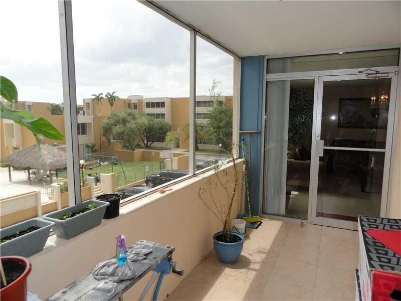 6861 Southwest 147th Avenue, Unit 3H Miami, FL 33193 - Photo 17 of 18