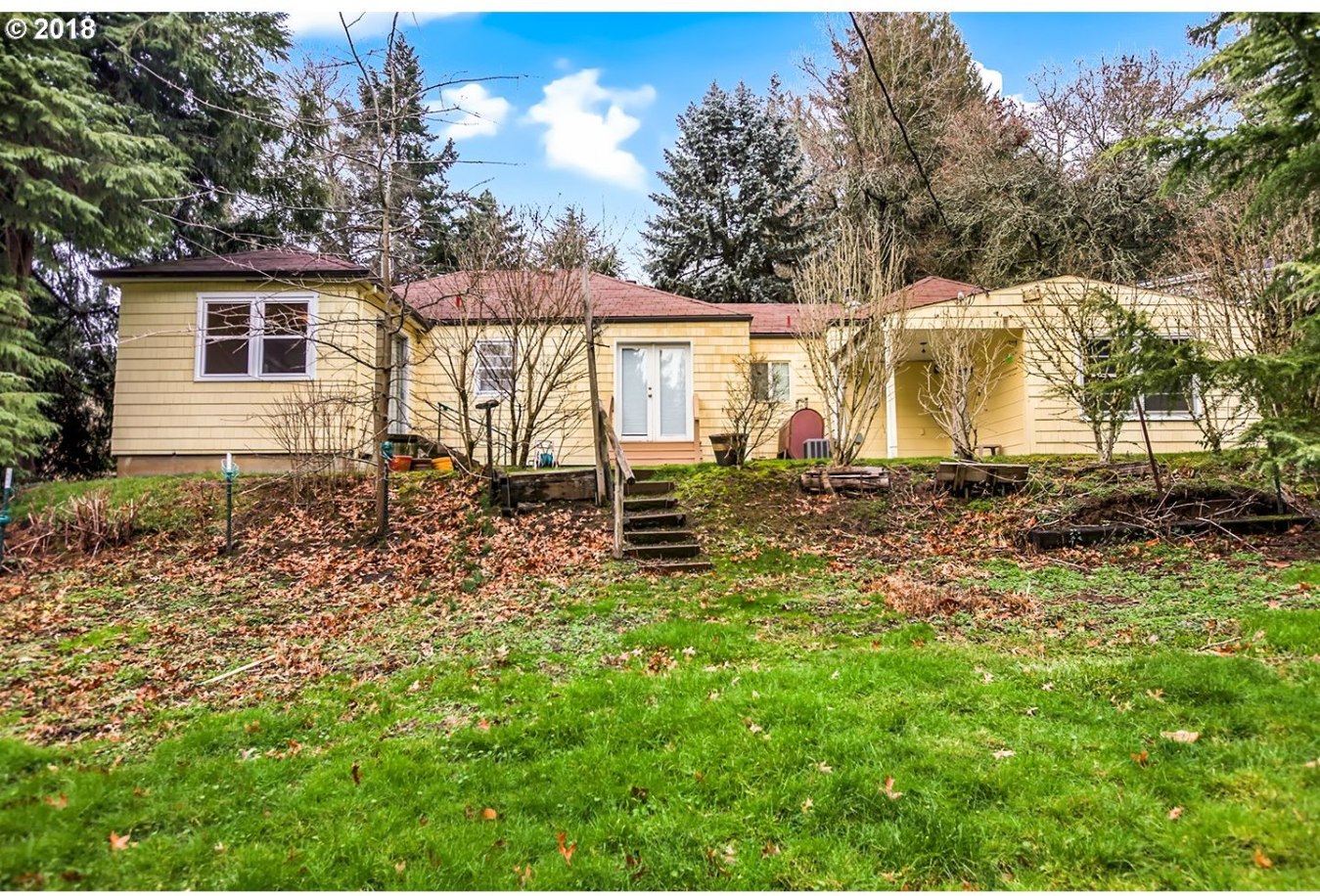 2246 Southwest Mitchell Street Portland, OR 97239 - Photo 22 of 32 Gallery Image 22