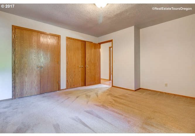 28717 Southwest Vanderschuere Road Hillsboro, OR 97123 - Photo 28 of 32