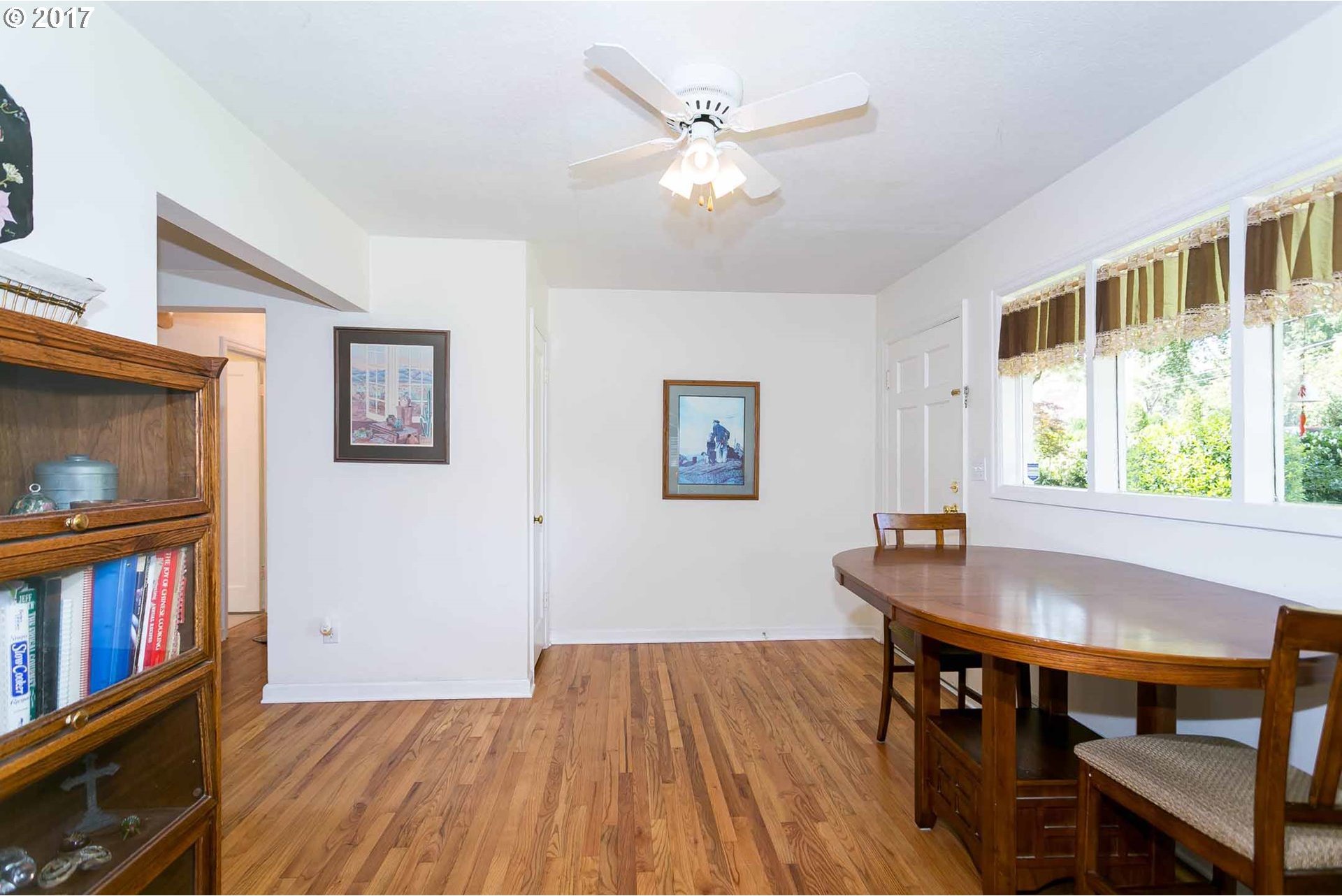5820 Southwest Taylors Ferry Road Portland, OR 97219 - Photo 12 of 29 Gallery Image 12