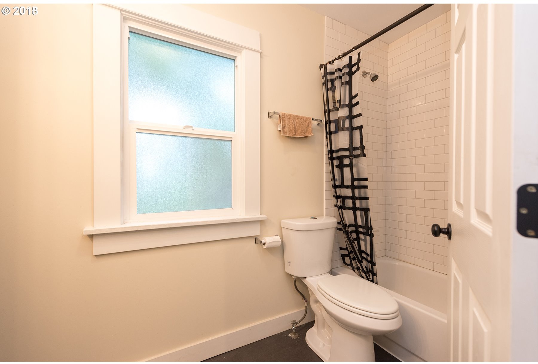 11935 Southeast Foster Road Portland, OR 97266 - Photo 20 of 32