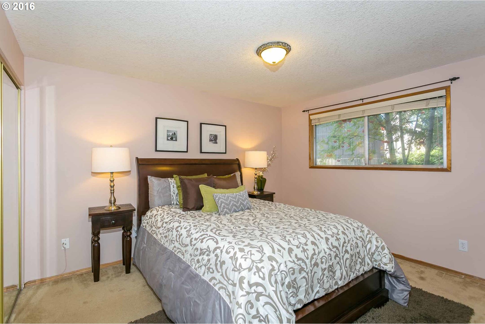 4610 Southeast Rural Street Portland, OR 97206 - Photo 9 of 23 Gallery Image 9