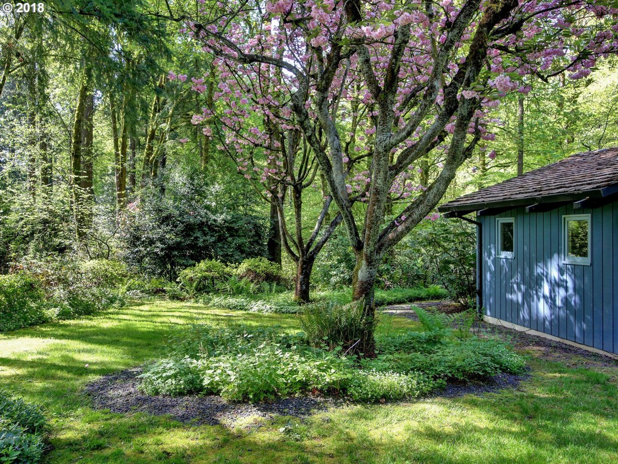 550 Southwest Glen Road Portland, OR 97219 - Photo 27 of 29 Gallery Image 27