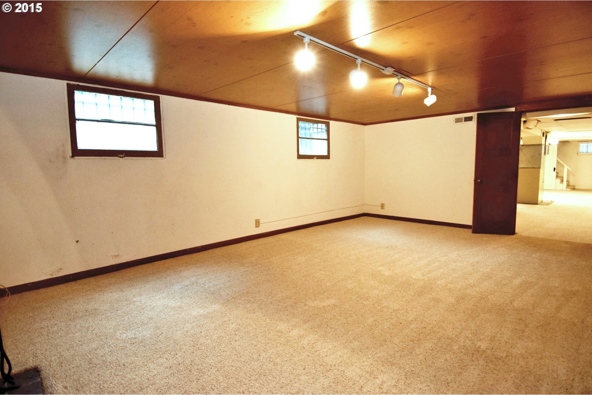12033 Southwest Lesser Road Portland, OR 97219 - Photo 29 of 32 Gallery Image 29
