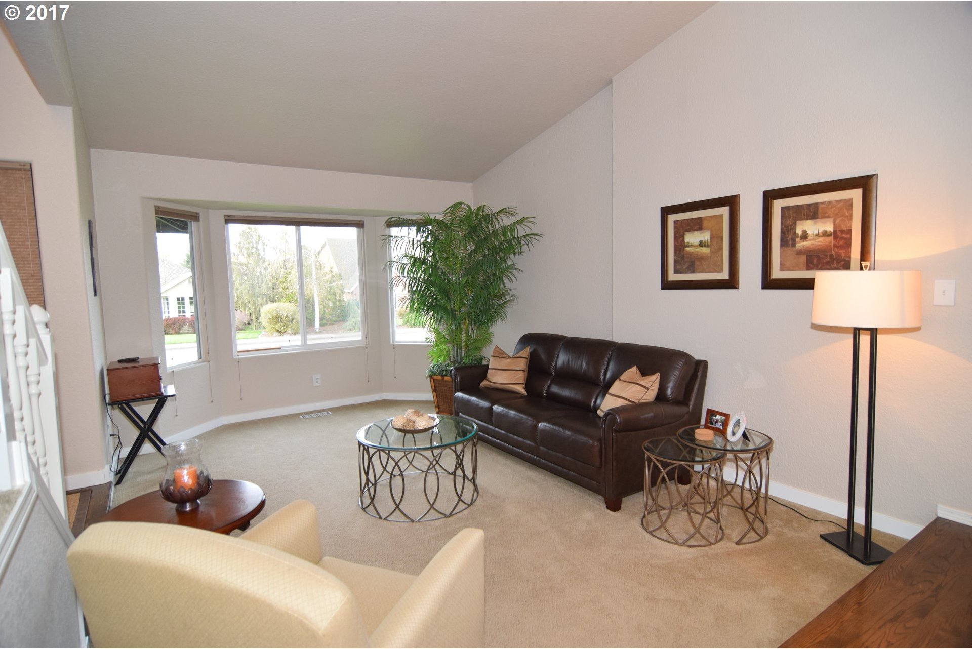13136 Southwest Chimney Ridge Street Tigard, OR 97223 - Photo 4 of 27 Gallery Image 4
