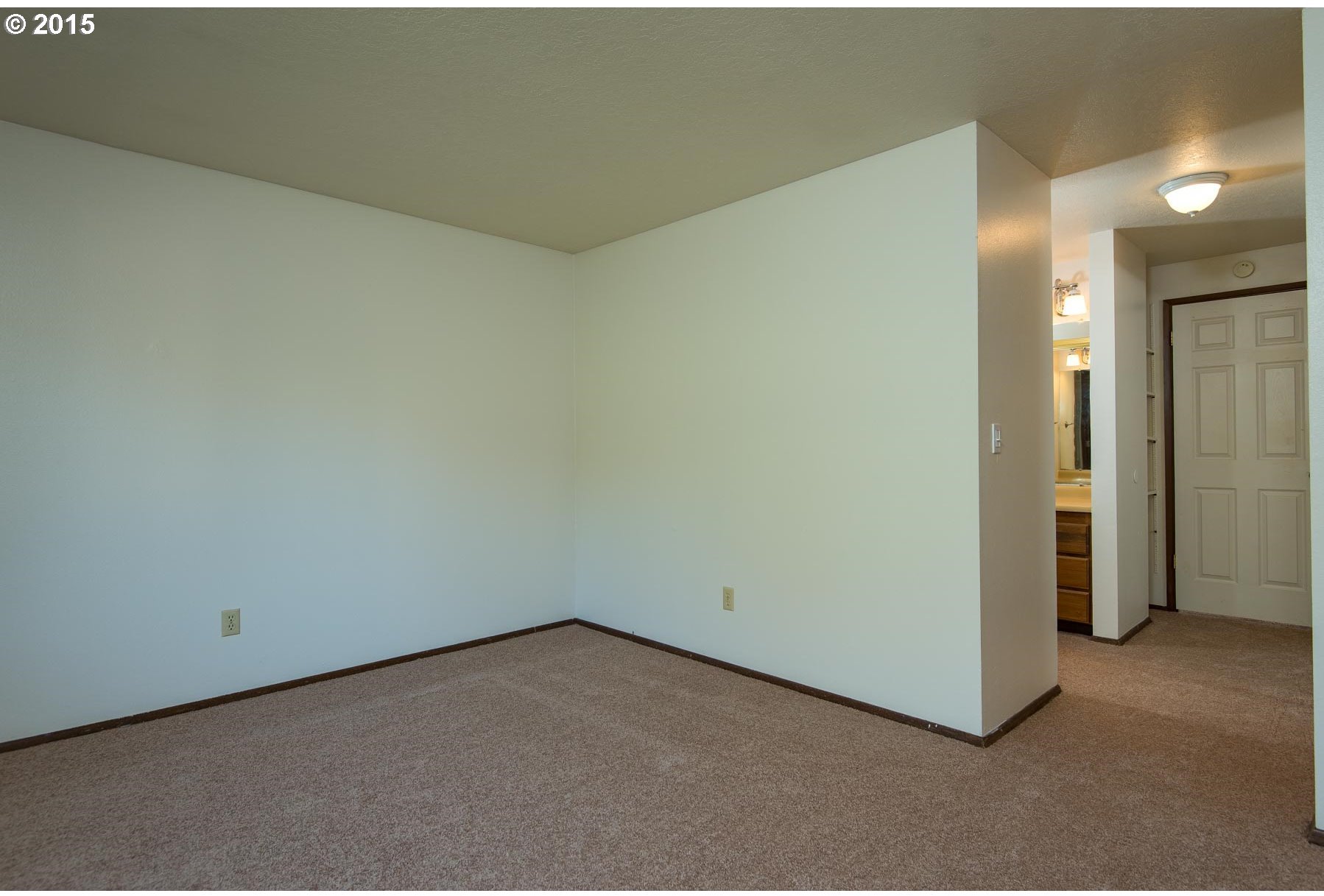 12925 Southwest Hanson Road Beaverton, OR 97008 - Photo 17 of 25 Gallery Image 17
