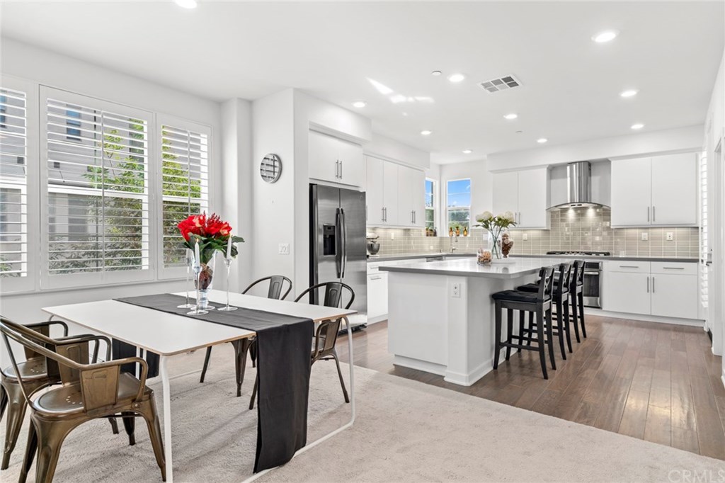 130 Acamar Irvine, CA 92618 - Photo 9 of 30