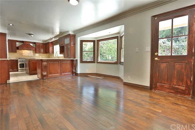 7830 Elden Avenue Whittier, CA 90602 - Photo 17 of 34 Dining Room