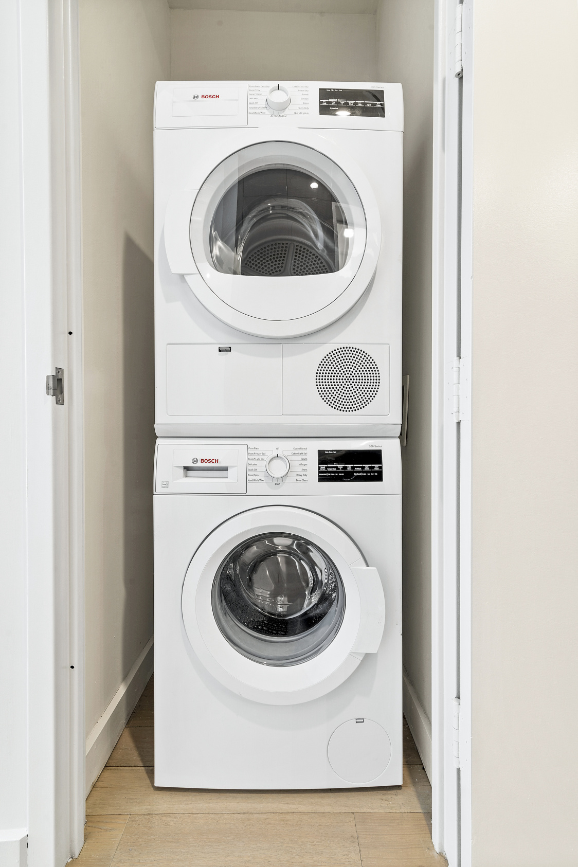 75 Wall Street, Unit 29J Manhattan, NY 10005 - Photo 9 of 25