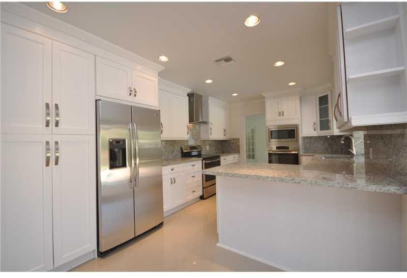 7701 Southwest 129th Street Pinecrest, FL 33156 - Photo 3 of 17