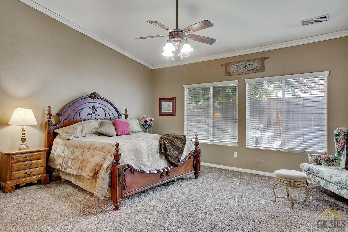 3601 Campfire Drive Bakersfield, CA 93312 - Photo 25 of 40