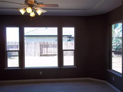 4306 Cimarron Ridge Drive Bakersfield, CA 93313 - Photo 8 of 20 Gallery Image 8