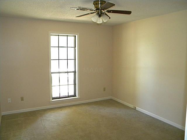 939 Hunters Point Memphis, TN 38018 - Photo 12 of 22 Bedroom 2, downstairs