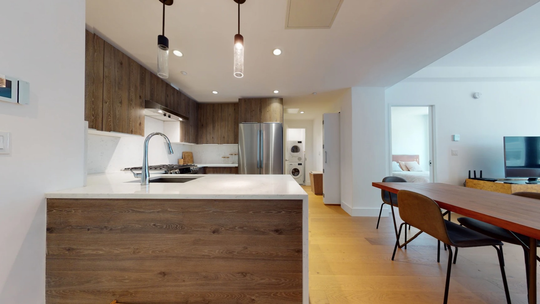 46-20 11th Street, Unit 2D Queens, NY 11101 - Photo 5 of 10