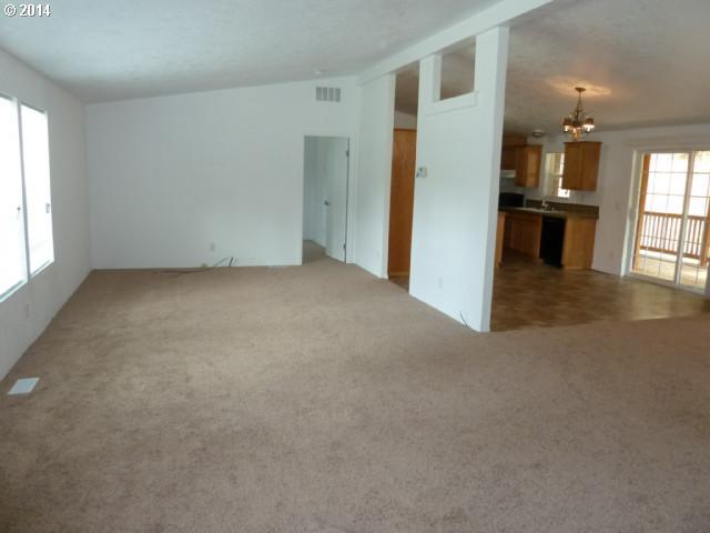 1055 Byron Creek Road Winston, OR 97496 - Photo 3 of 13