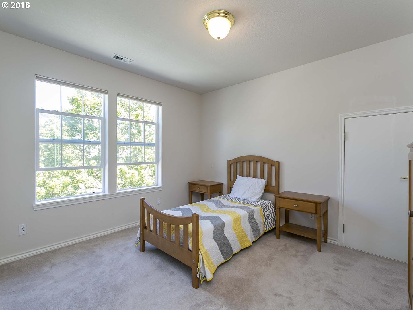 16150 Southwest Goshawk Street Beaverton, OR 97007 - Photo 17 of 26 Gallery Image 17