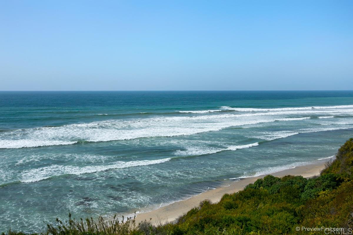 754 Neptune Avenue Encinitas, CA 92024 - Photo 14 of 25