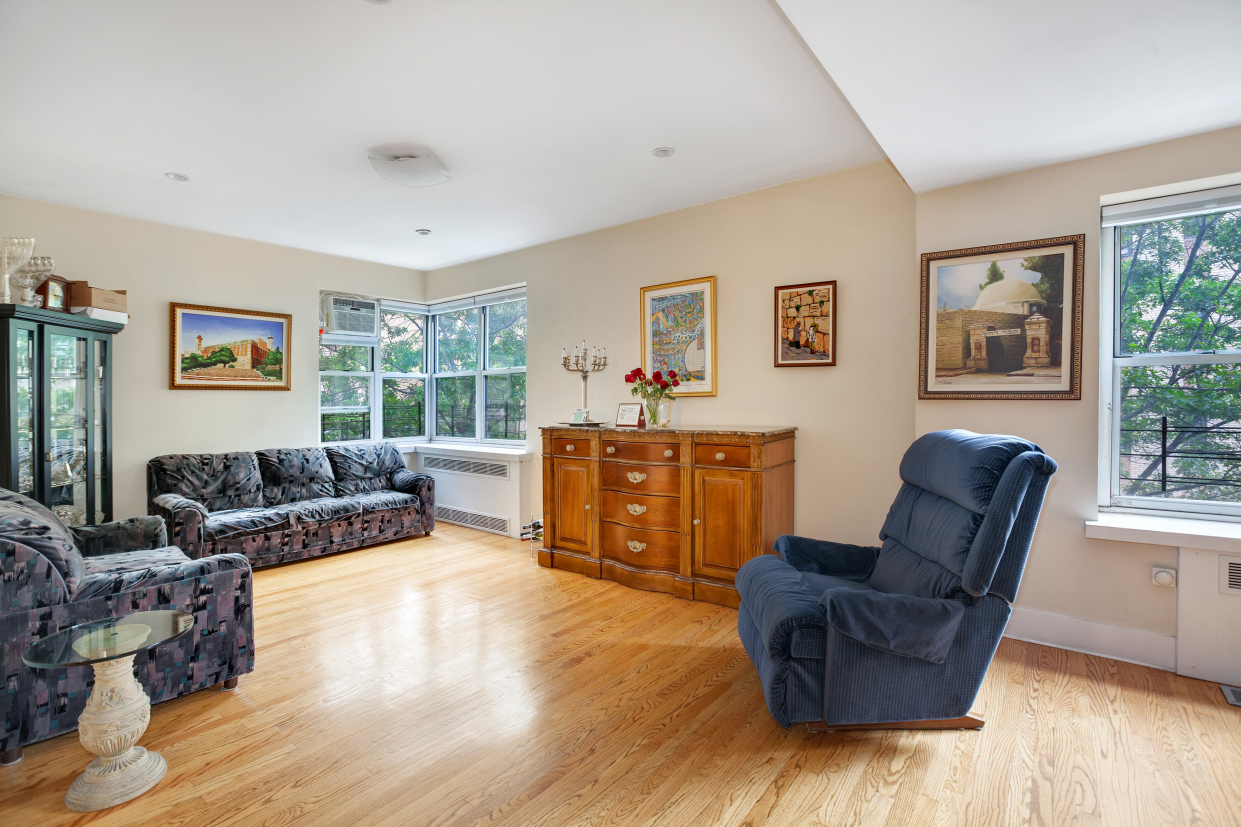 100 Bennett Avenue, Unit 3D4CD Manhattan, NY 10033 - Photo 2 of 12