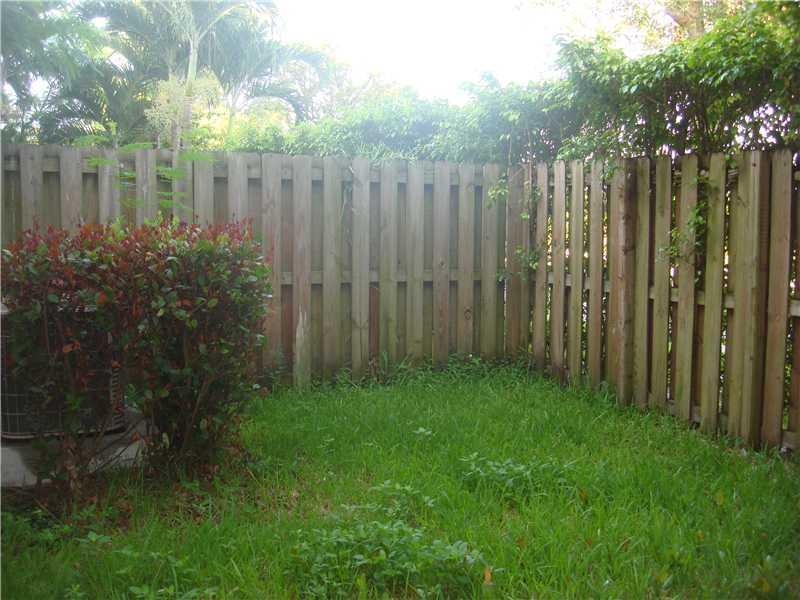 16628 Southwest 85th Lane, Unit 16628 Miami, FL 33193 - Photo 5 of 8