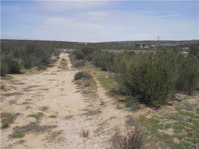 541 Tierra Del Sol Road Boulevard, CA 91905 - Photo 5 of 7